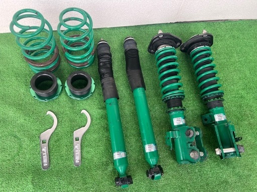 ZVW30 プリウス TEIN製調整式ショックアブソーバー