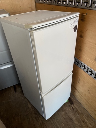 NO C36?福岡市内配送設置無料✨?SJ-D14B-W 冷蔵庫 ホワイト系 [137L 
