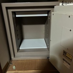 KUMAHIRA ダイヤル&鍵式耐火金庫　大阪市淀川区西三国よりの出品の画像