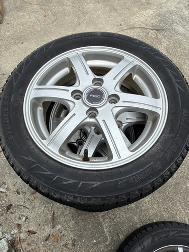 155/65r14 FEID 2012 ブリザックRevo2コメント多数なので返信早い人に決まりますご了承下さい！！