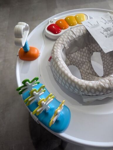 SKIP*HOP 3ステージ アクティビティ センター シルバークラウド SKIP*HOP 3ステージ アクティビティ センター シルバークラウド