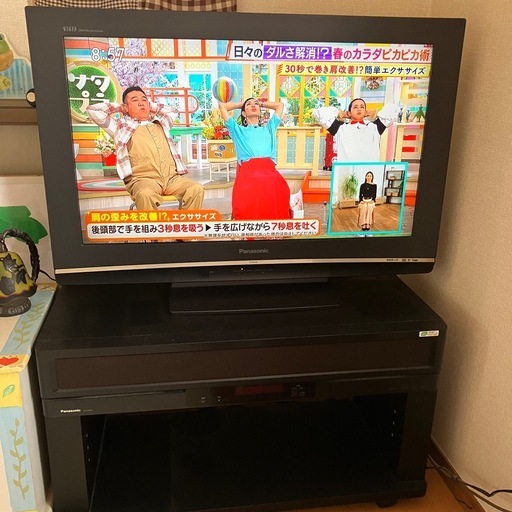 ジャンク扱い訳あり☆パナソニックVIERATVとスピーカー付きTV台