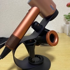 Dyson ドライヤースタンド ダイソン 収納 美品の画像