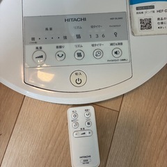 日立首振り扇風（2021年製　HEF-DL300C）の画像