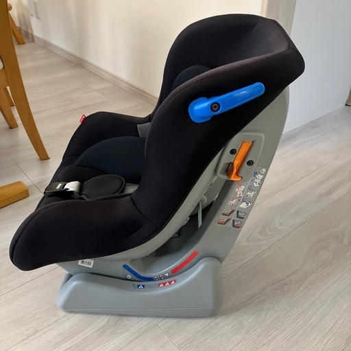 良品　チャイルドシート
