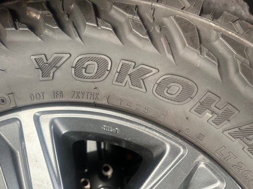 2025年バリ山125ハイラックスZ純正17インチ265/70R17YOKOHAMA