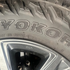 2025年バリ山125ハイラックスZ純正17インチ265/70R17YOKOHAMAジオランダーG003美品の画像