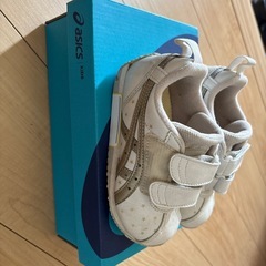 asics キッズシューズ　白　16.5cmの画像