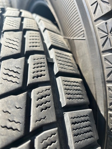 ハイラックス　プラドなどに⭐︎グッドイヤー アイスナビSUV　265/60R18