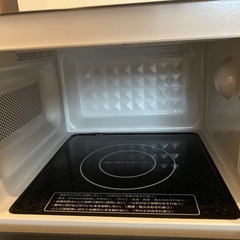 【美品】アイリスオーヤマ 電子レンジ ミラーガラス 18L ヘルツフリー MO-FM1804-Bの画像