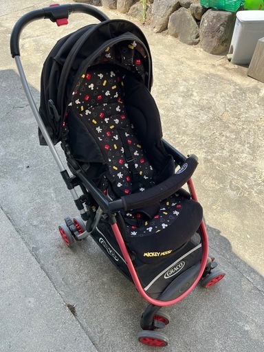 【最終値引き致します！】GRACO製　ミッキーマウス型ベビーカー GRACO（グレコ）から、「ミッキーマウス」「ミニーマウス」デザインの