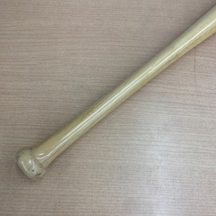 【ジモティー割引で最大15％OFF⭐️】　木製　バッド　70cmの画像