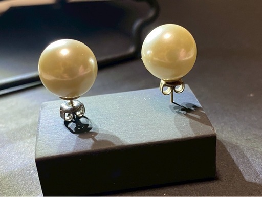 【早め希望
】18K 南洋真珠12mm パールピアス