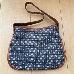 ハンドバックの画像