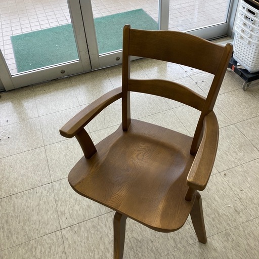 【ジモティー割引で最大15％OFF⭐️】　イバタンインテリア　回転チェア