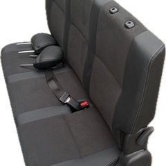 ハイエース　セカンドシート　新車外し　ダークプライム
の画像