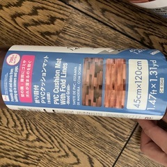 【新品・未使用】ダイソー PVCクッションマット 木目調（45×120cm）の画像