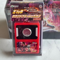 Sammy 北斗の拳　光る灰皿とサウンドが流れるキーホルダーのセットの画像