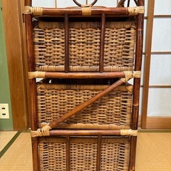 45年ほど前の藤製　ラタン　3段チェスト　収納の画像