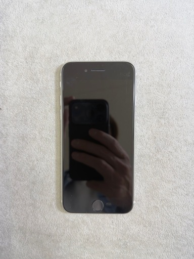 BランクiPhone SE(第2世代)64GB
