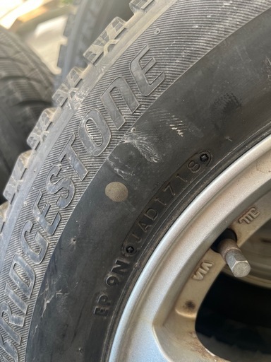 195/65r15スタッドレスタイヤbridgestoneとアルミホイールプリウス30、５０用4本