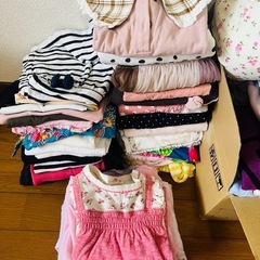 90センチ　女の子服　オールシーズン　80着くらいの画像