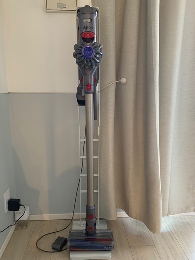 ダイソン Dyson V7 コードレス掃除機 スタンド付き