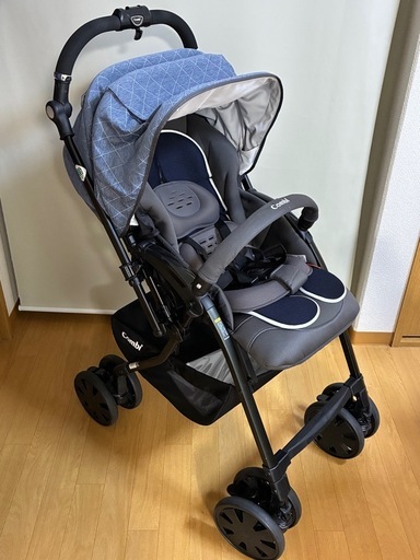 ✩美品⭐︎Combi クロスゴー 4キャス エッグショック UJ 両対面式A型