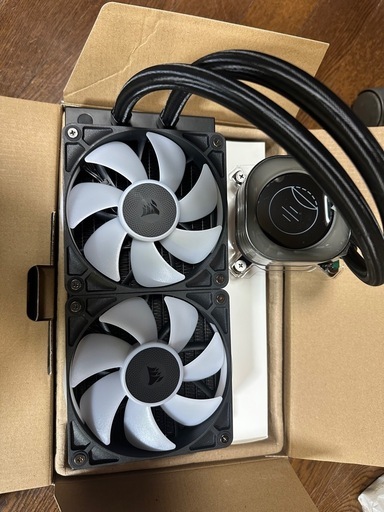 パソコン CORSAIR iCUELINKTATAN240 RXLCE