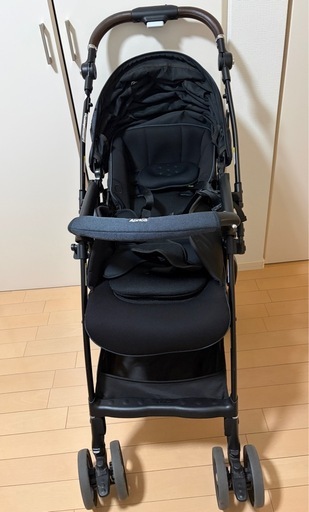 Aprica ラクーナクッションフリープラス　A型ベビーカー