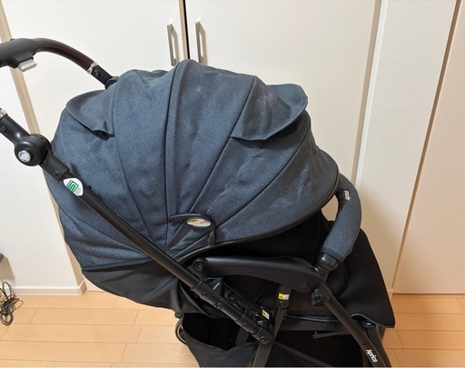 Aprica ラクーナクッションフリープラス　A型ベビーカー