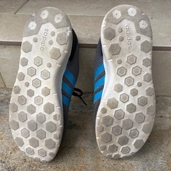 中古★adidas★24.0㎝★ブラック×ブルーの画像
