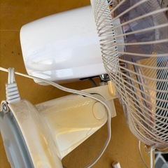 No.321 　壁掛け扇風機　中古品２００８年の画像