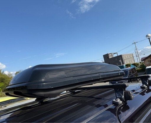 inno ルーフボックス　取説付き　車両乗り換えの為、お安くどうぞ！ルーフキャリアも必要でしたら、お付けします。