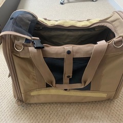 【3WAY】ペットキャリーバッグ（リュック・手提げ）中〜小型犬・猫用の画像