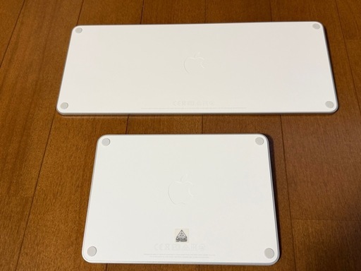 【交渉中】 Magic Trackpad とMagic Keyboard（USキーボード）　値下げ交渉メール多数来てますが対応不可です、4/25（土）まで出品、売れなければ買取申し込み中の店に売りに出します。