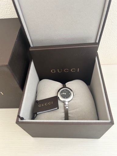GUCCI 4Pダイヤ　腕時計　YA105547/105　ハイブランド　シンプル　 箱と説明書付き✨