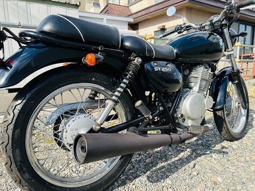 北海道　スズキ　ST250 NJ4AA 外装美品！走行少ない！バッテリー新品！ 北海道スズキST250 NJ4AA 外装美品！走行少ない！バッテリー新品