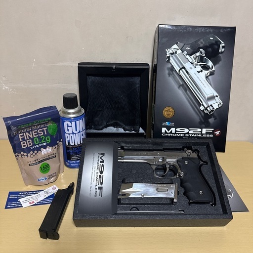 ガスガン M92F ブローバック 色々セット！クロームステンレスモデル
