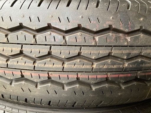 【お取引決まりました】【新車剥がし】BRIDGESTONE 195/80R15 25年製 15インチ ハイエース　キャラバン等