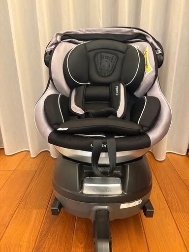 コンビ　チャイルドシート