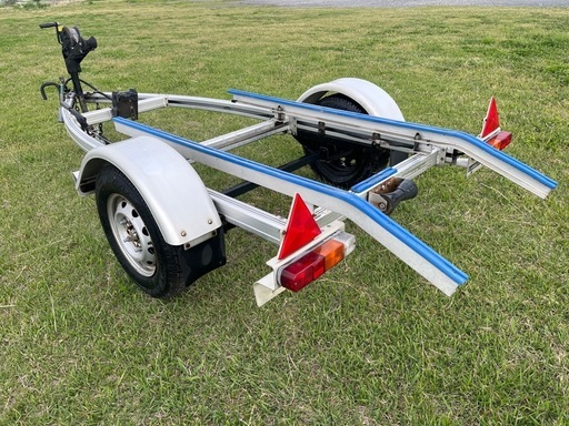 ボートトレーラー　サンコー　アルミトレーラー　　軽トレーラー　軽サイズ