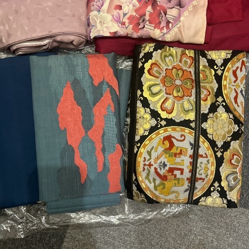 お着物２着と帯