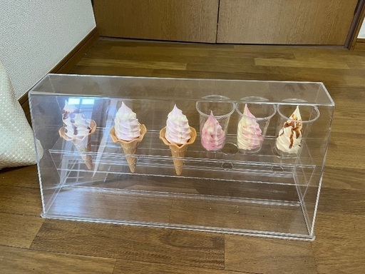 引き取り限定ソフトクリームサンプル＆ショーケース