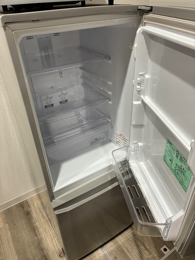 冷蔵庫　　MR-P15A-S