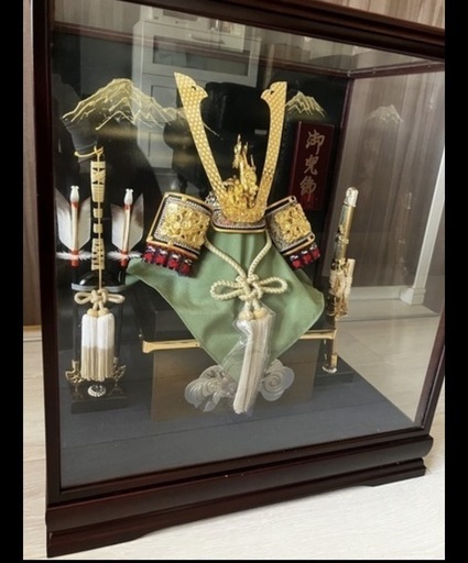 《美品》五月人形　　カブト(ガラスケース入り)