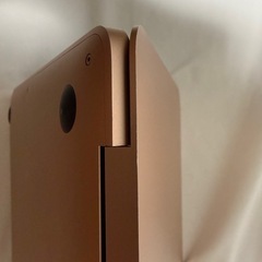 Apple MacBook Air 13インチ M1チップ 8GB/256GB ゴールド A2337の画像