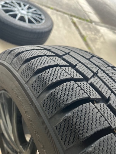 【美品】スタッドレスタイヤ　225/60R17　4本セット