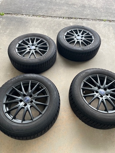 【美品】スタッドレスタイヤ　225/60R17　4本セット