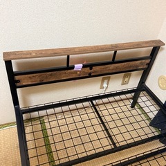 シングルベッドフレームの画像